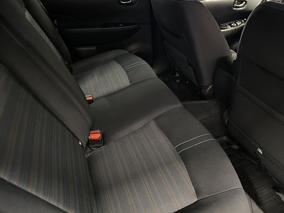 Nissan Leaf 9 of 10