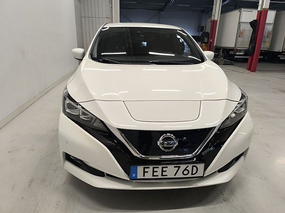Nissan Leaf 2 of 10