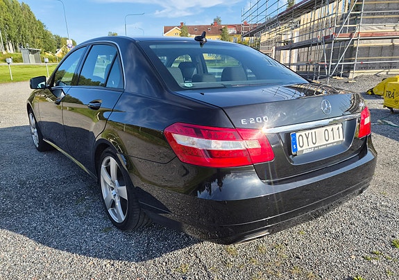 Mercedes-Benz E200 2 of 2