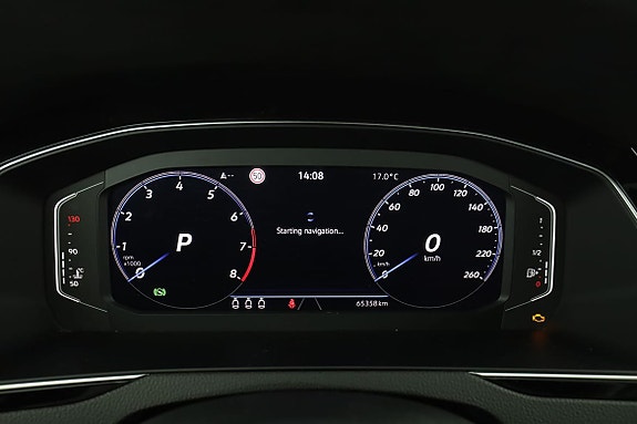 Volkswagen Passat 20 of 30