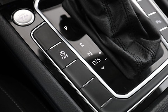 Volkswagen Passat 29 of 30