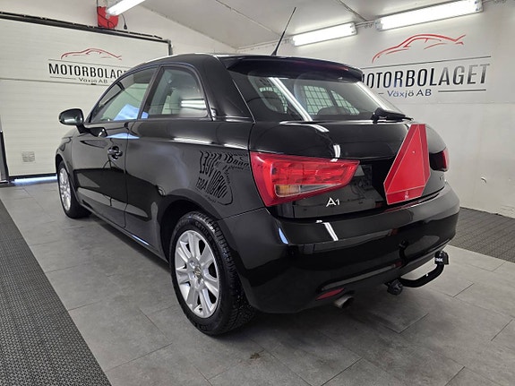 Audi A1 2 of 9