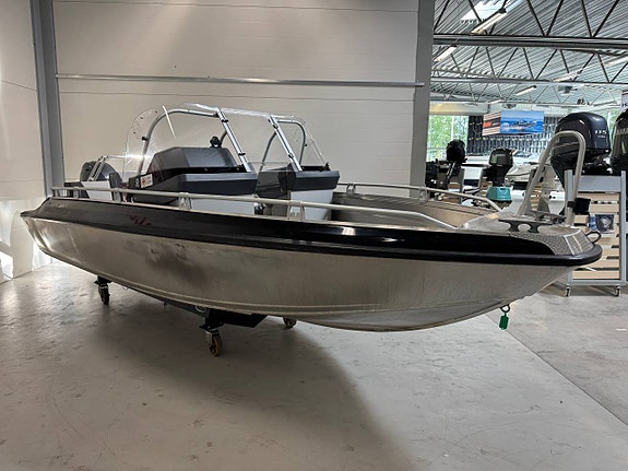 Buster Lx / Yamaha F60hk *Nyservad* 3 of 10