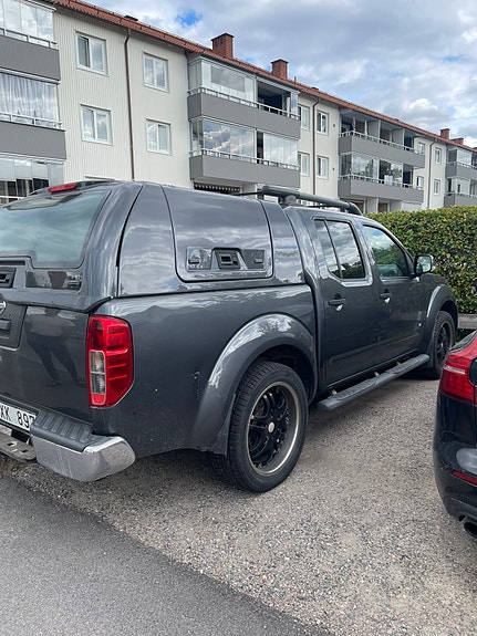 Nissan Navara 3 of 6