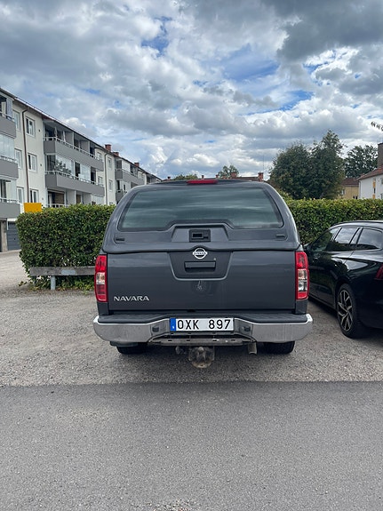 Nissan Navara 2 of 6