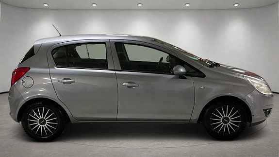Opel Corsa 4 of 17