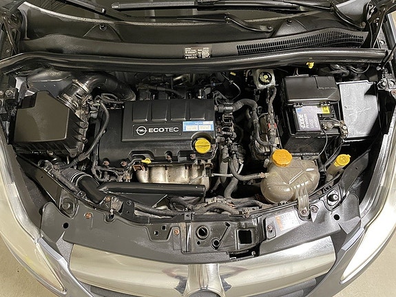 Opel Corsa 15 of 17