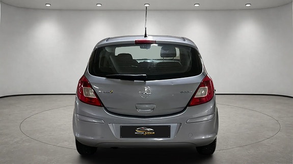 Opel Corsa 5 of 17