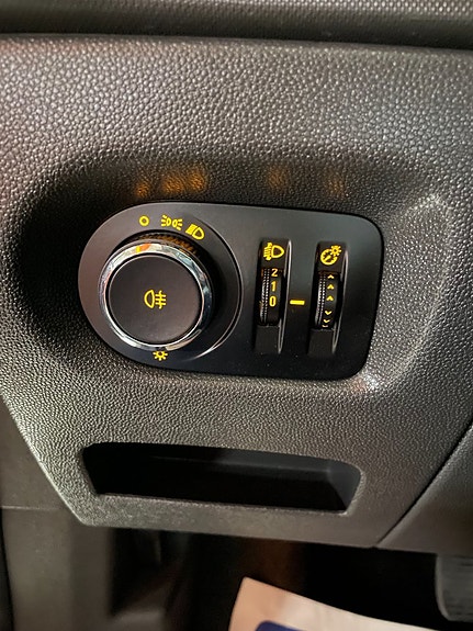Opel Corsa 14 of 17