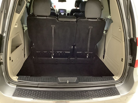 Lancia Voyager 10 of 11