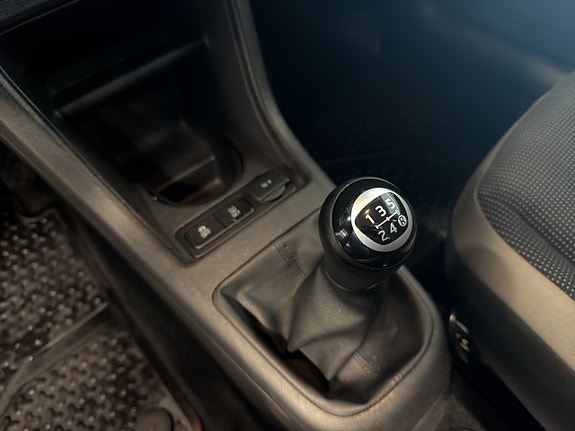 Volkswagen UP! 19 of 22