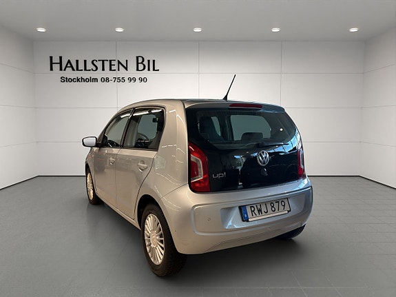 Volkswagen UP! 7 of 22