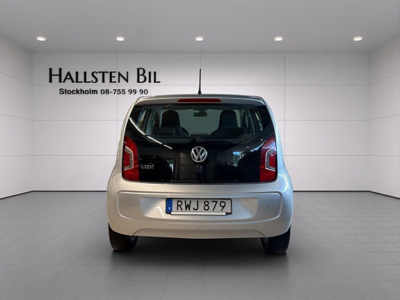 Volkswagen UP! 6 of 22