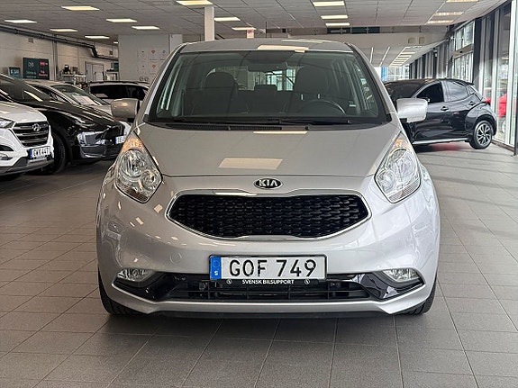 Kia Venga 7 of 17