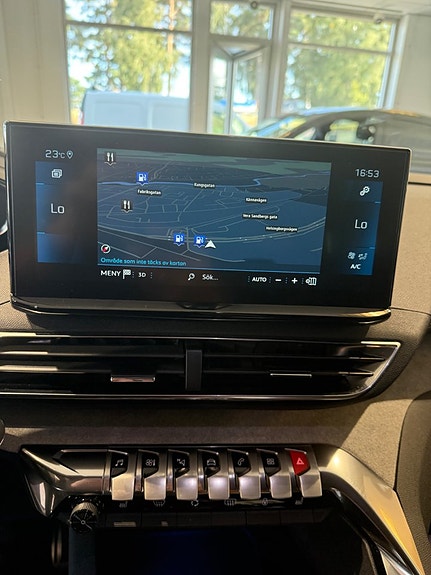 Peugeot 5008 8 of 9