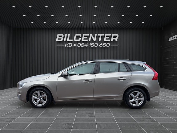Volvo V60 4 of 19