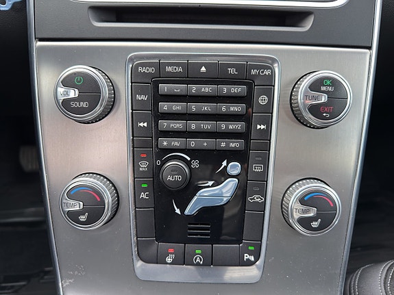 Volvo V60 18 of 19