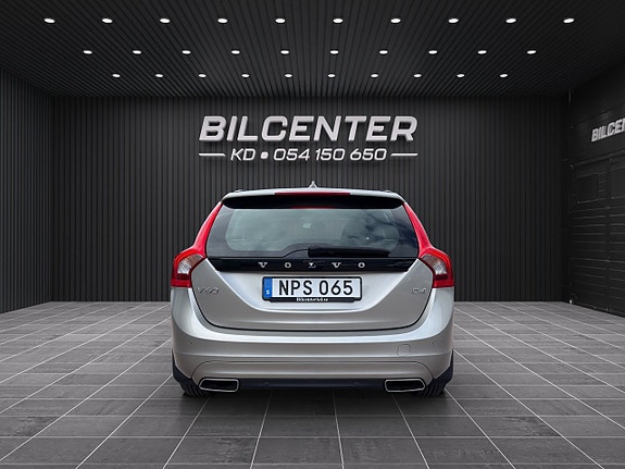 Volvo V60 8 of 19