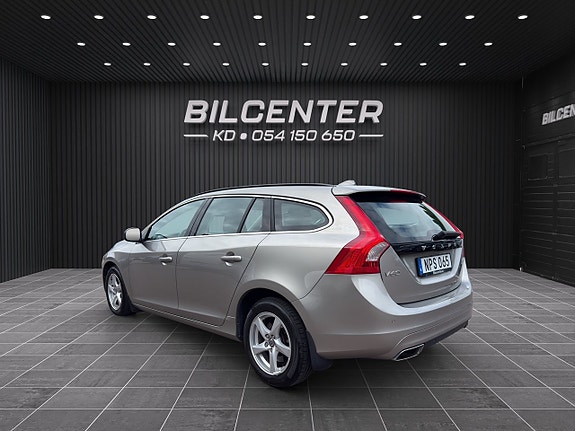 Volvo V60 6 of 19