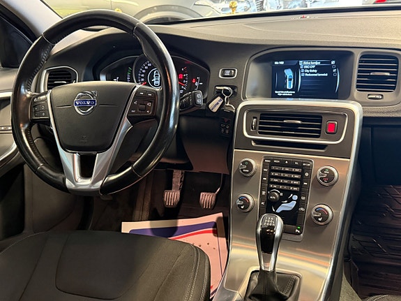 Volvo V60 15 of 20