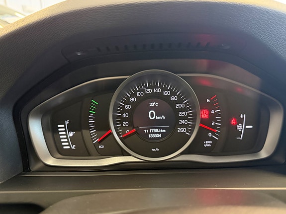 Volvo V60 17 of 20