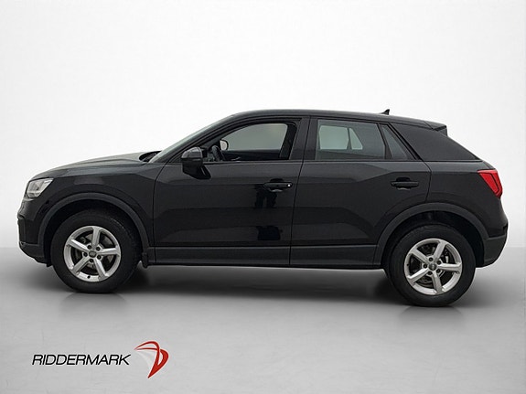Audi Q2 2 of 27
