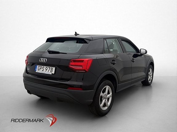 Audi Q2 6 of 27