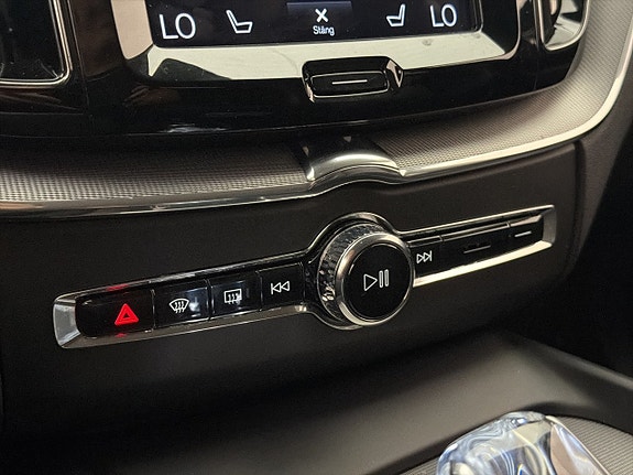 Volvo XC60 28 of 30