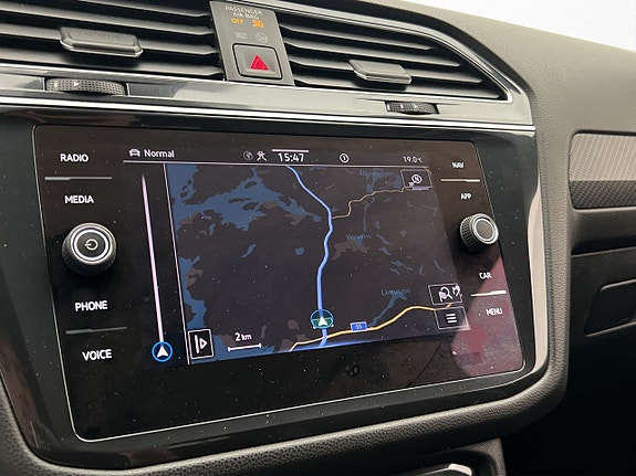 Volkswagen Tiguan Allspace 23 of 30