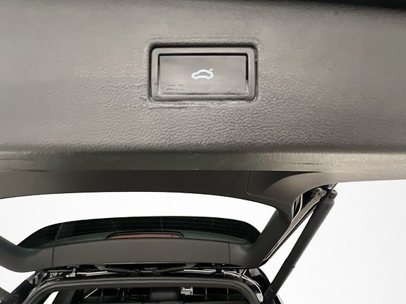 Volkswagen Tiguan Allspace 12 of 30