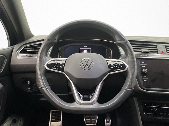 Volkswagen Tiguan Allspace 14 of 30