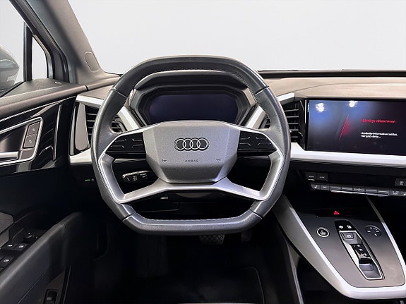 Audi Q4 e-tron 14 of 16