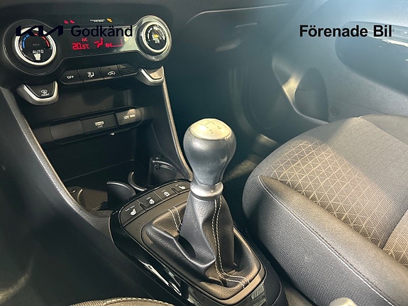 Kia Picanto 12 of 15