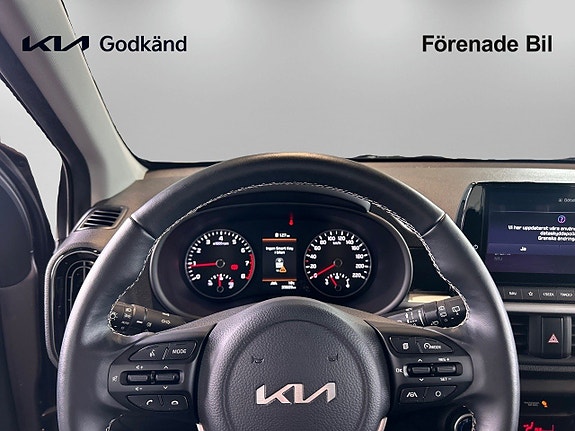Kia Picanto 7 of 15