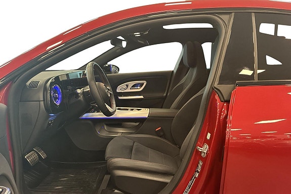 Mercedes-Benz CLA250+ 8 of 25