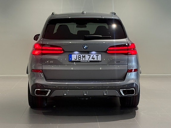 BMW X5 4 of 21