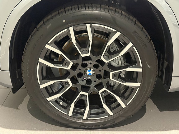 BMW X5 5 of 21