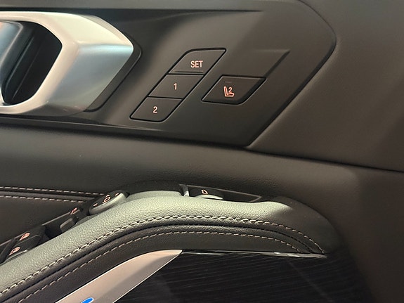 BMW X5 11 of 21