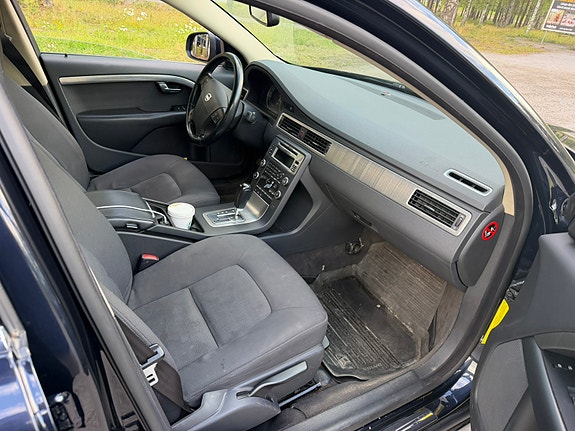 Volvo S80 6 of 10