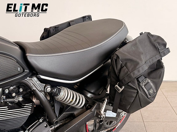 Ducati Scrambler | 800 | Icon Dark | Nyservad 18 of 21