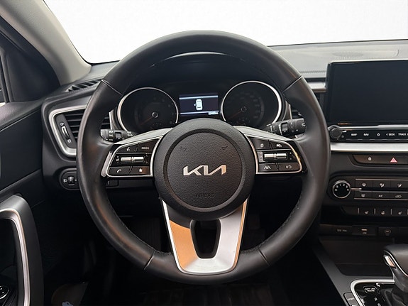 Kia Ceed 13 of 30