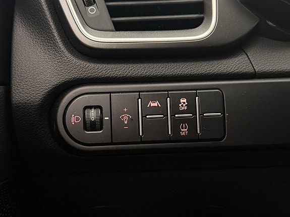 Kia Ceed 14 of 30