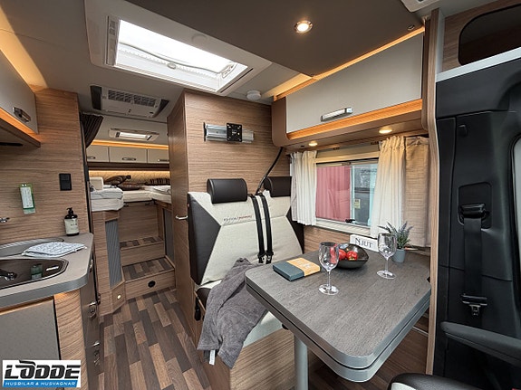 Weinsberg CaraCompact MB EDITION [PEPPER] 640 MEG 7 of 12