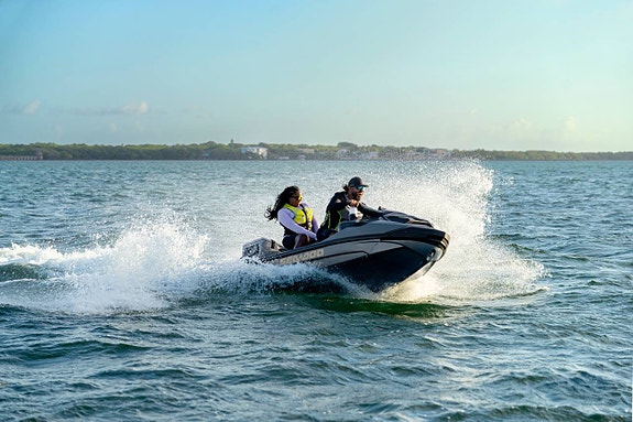 NYHET! Sea-Doo GTX Limited 350. Förbeställ idag! 2 of 8