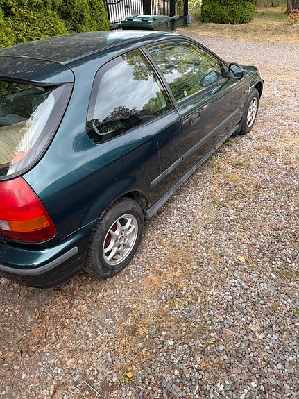 Honda Civic 3 of 9