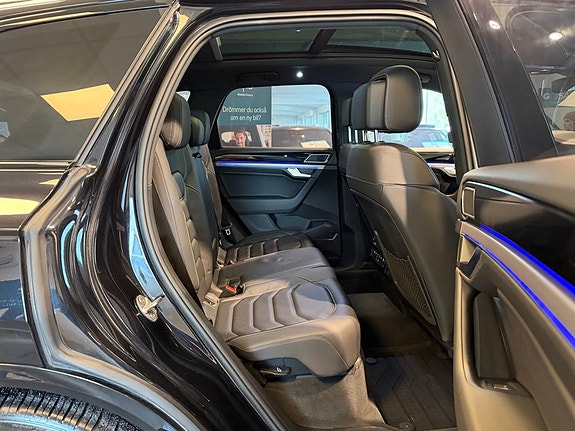 Volkswagen Touareg 28 of 30