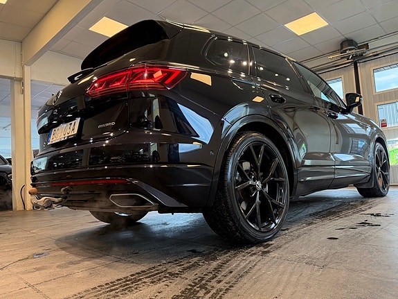 Volkswagen Touareg 4 of 30