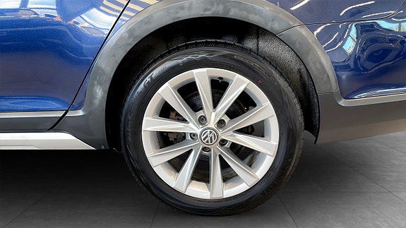 Volkswagen Golf I 6 of 13