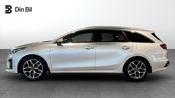 Kia Ceed 3 of 15