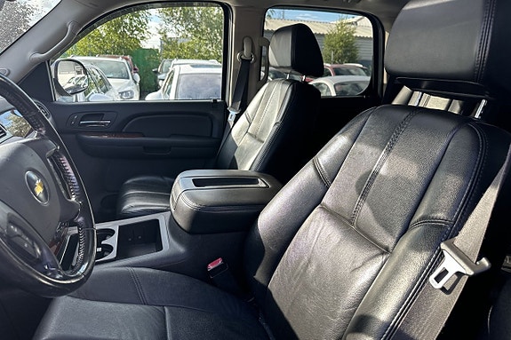 Chevrolet Tahoe 11 of 26